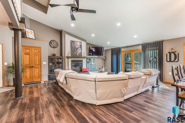 301 - 4224 Minnesota Ave, Condo with 2 bedrooms, 2 bathrooms and null parking in Sioux Falls SD | Image 4