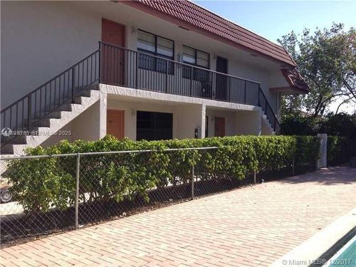 3253-3253 Nw 102nd Ter, Coral Springs, FL, 33065-6136 | Card Image