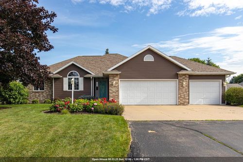 W3042 Just About Lane, BUCHANAN, WI, 54915 | Card Image