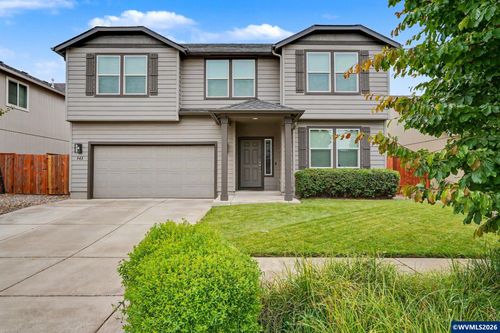 543 Casting St Se, Albany, OR, 97322-4911 | Card Image