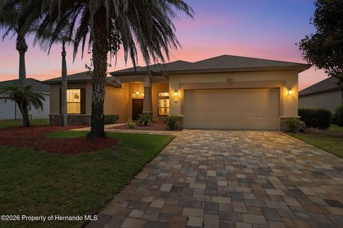 8987 Mississippi Run, Weeki Wachee, FL, 34613-4279 | Card Image