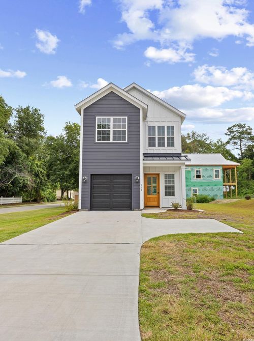 214 26th Ave S, Myrtle Beach, SC, 29577-4720 | Card Image