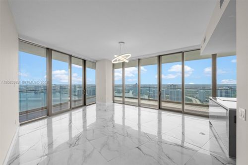 3605-18975 Collins Ave, Sunny Isles Beach, FL, 33160-5436 | Card Image