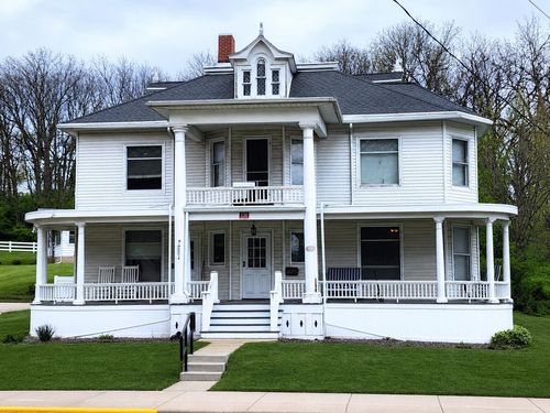 150 Galena St, Darlington, WI, 53530-1502 | Card Image