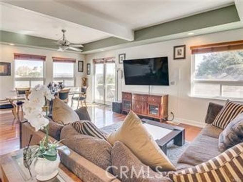 1469 Topa View Trl, Newbury Park, CA, 91320-4660 | Card Image