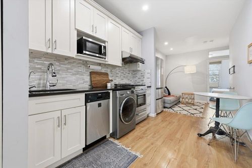 2r-410 Adams St, Hoboken, NJ, 07030-2653 | Card Image