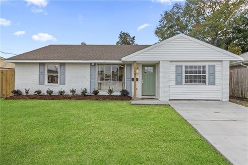 157 Elaine Dr, Avondale, LA, 70094-2905 | Card Image