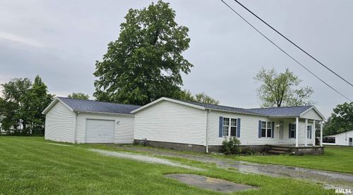 403 E Sycamore St, Kinmundy, IL, 62854-1945 | Card Image