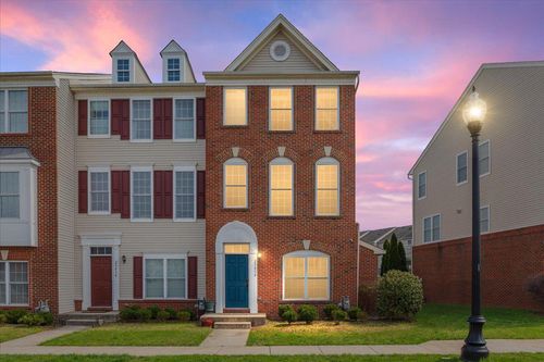 2h-25436 S Riding Boulevard, CHANTILLY, VA, 20152 | Card Image