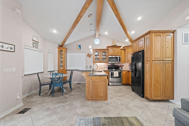 712 E Clam Circle, House other with 2 bedrooms, 2 bathrooms and null parking in Port Isabel TX | Image 12