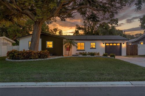 2020 Valley Dr, DUNEDIN, FL, 34698-3657 | Card Image