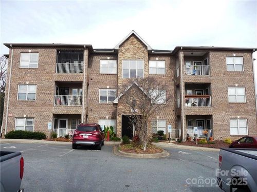 202-186 Cecil Miller Rd, Boone, NC, 28607-5470 | Card Image