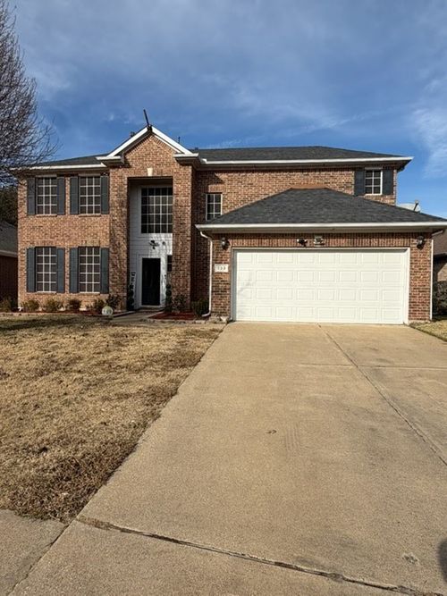 233 Keswick Ln, Mesquite, TX, 75150-8213 | Card Image