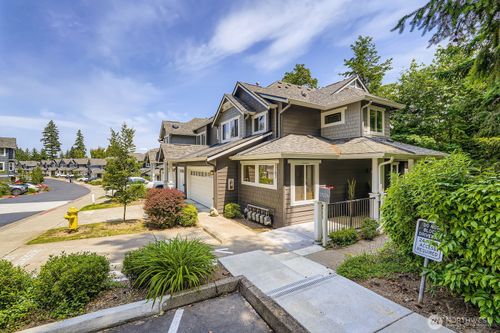 apt-1703-5589 Lakemont Blvd Se, Bellevue, WA, 98006-5378 | Card Image
