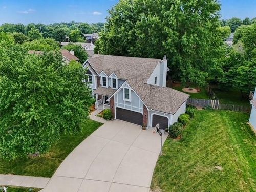 1538 Canterbury Ln, Liberty, MO, 64068-3230 | Card Image