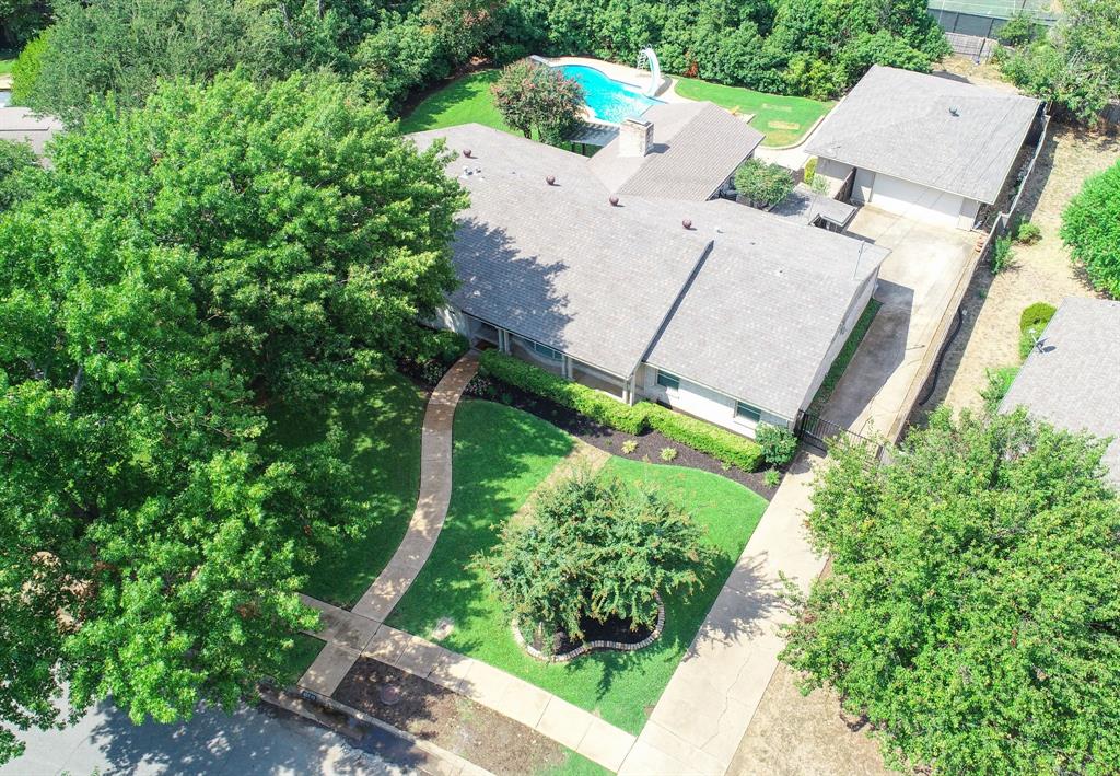 Les Jardins Dr, Dallas, TX 75229