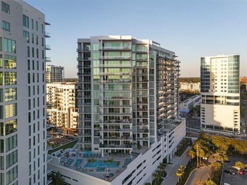 1610-301 Quay Cmns, SARASOTA, FL, 34236 | Card Image