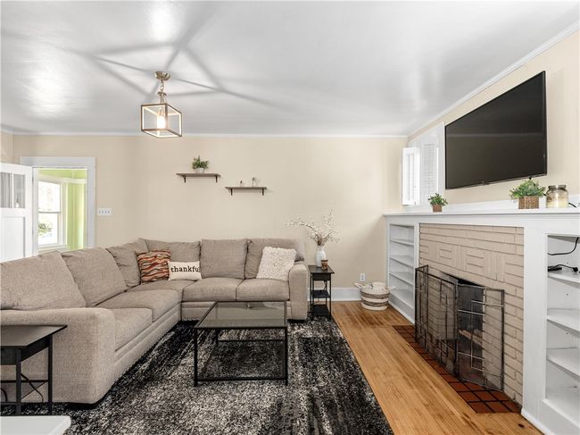 1411 2 Nd St, House other with 3 bedrooms, 3 bathrooms and 1 parking in Beaver PA | Image 6