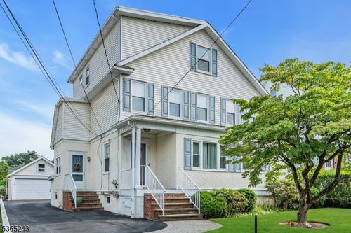 13 South St, Madison, NJ, 07940-1509 | Card Image