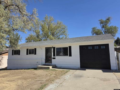 1369 Alpine St, Rock Springs, WY, 82901-7301 | Card Image