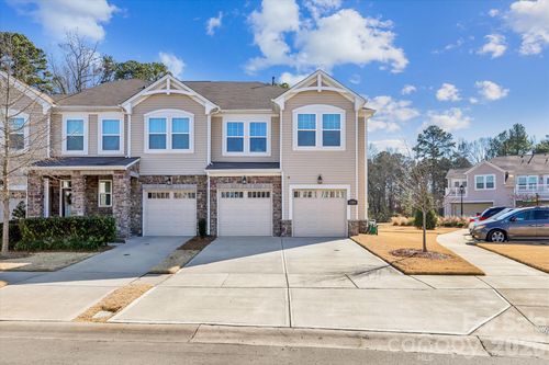 1304 Southern Sugar Dr, Charlotte, NC, 28262-2814 | Card Image