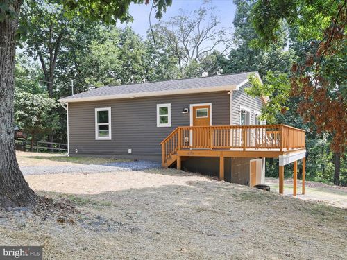 426 Trapper Ridge Ln, HEDGESVILLE, WV, 25427-7198 | Card Image