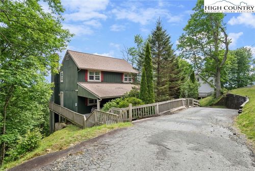 173 Chipmunk Ln, Blowing Rock, NC, 28605-9320 | Card Image