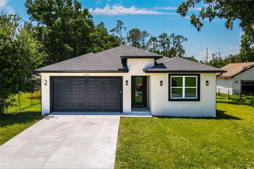 2203 W Lowry Avenue, PLANT CITY, FL, 33563 | Card Image