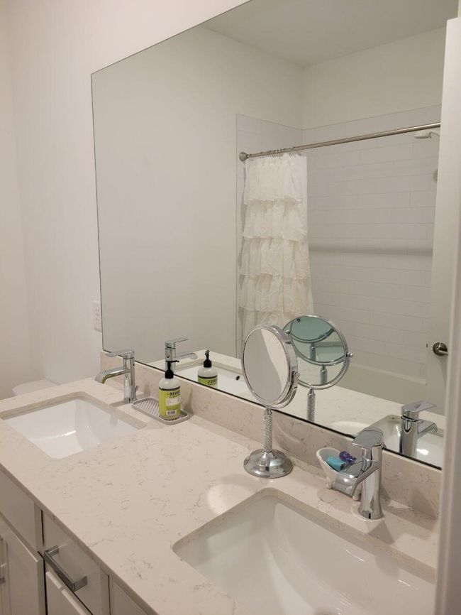 19771 Rugged Trunk Trl, House other with 3 bedrooms, 2 bathrooms and null parking in Loxahatchee FL | Image 16