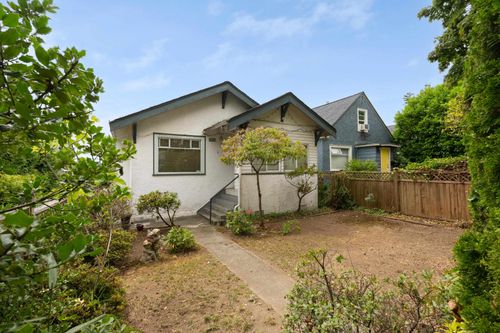 3906 Pender Street, Burnaby, BC, V5C2L6 | Card Image