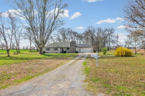 8956 Palmyra Road, Oak Grove, KY, 42262 | Card Image