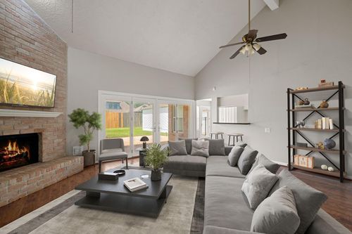 16302 Wall St, Jersey Village, TX, 77040-1272 | Card Image