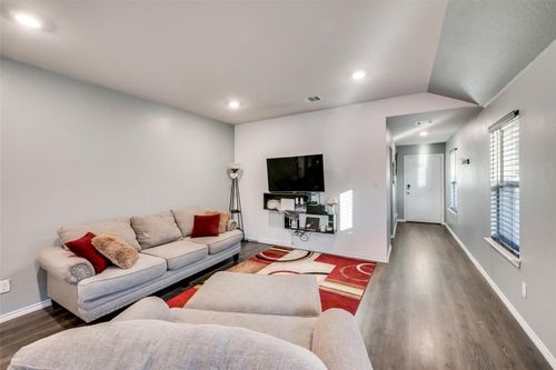 1404 Sebastian Dr, Forney, TX, 75126-3556 | Card Image