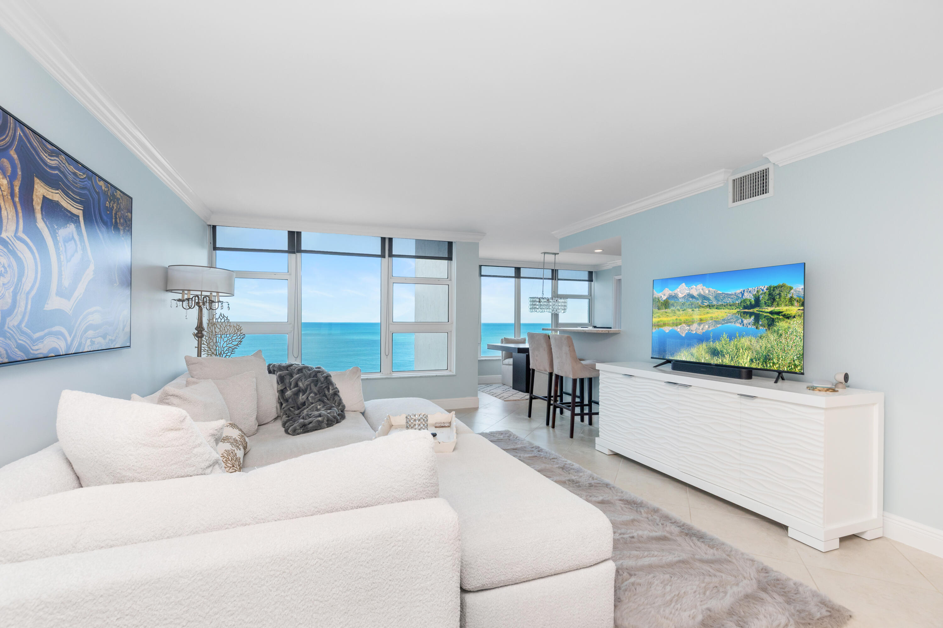 Residential in Lauderdale By The Sea 5