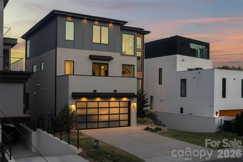 308 Frazier Ave, Charlotte, NC, 28216-5521 | Card Image