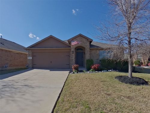 7904 Mosspark Ln, Fort Worth, TX, 76123-2647 | Card Image