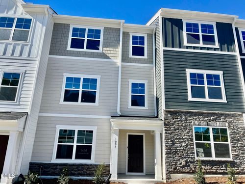 1009 Belloak Way, Durham, NC, 27703-6825 | Card Image
