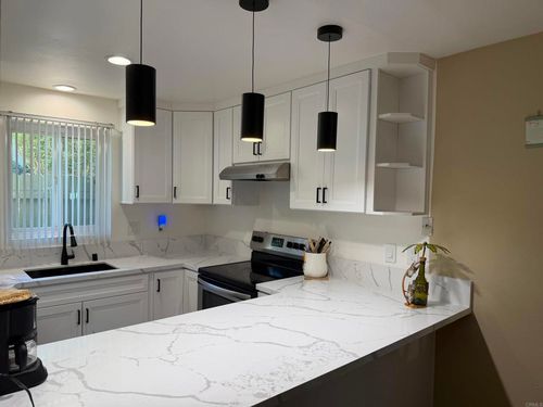 unit-c1-160 E St, Chula Vista, CA, 91910-2946 | Card Image