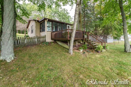 11432 Lakeshore Dr, Lakeview, MI, 48850-9667 | Card Image
