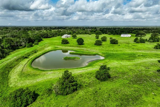 1470 S Nassau Rd, Home with 3 bedrooms, 3 bathrooms and null parking in Round Top TX | Image 6