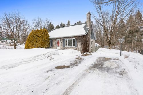 356 Ch. De Dublin, Shannon, QC, G3S1C7 | Card Image