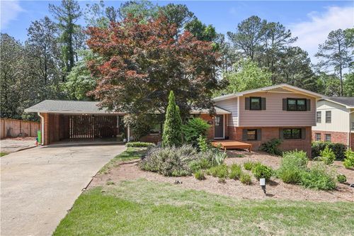 3259 Wiltshire Dr, Avondale estates, GA, 30002-1640 | Card Image