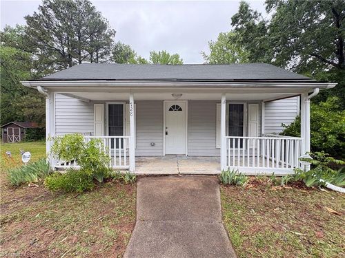 728 Davis St, Eden, NC, 27288-3162 | Card Image