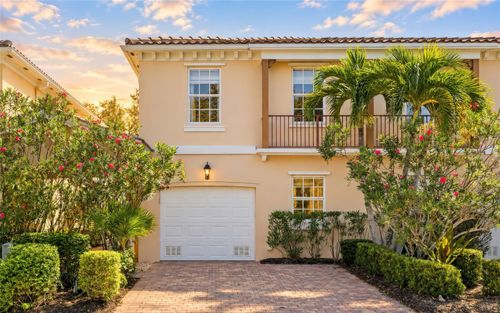 7632 Bergamo Ave, SARASOTA, FL, 34238-4767 | Card Image