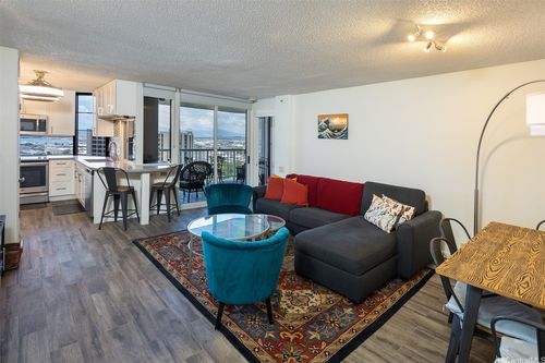 apt-2207-1212 Nuuanu Ave, Honolulu, HI, 96817-4029 | Card Image
