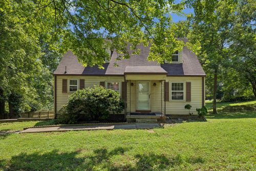 210 Cliffdale Rd, Nashville, TN, 37214-2137 | Card Image