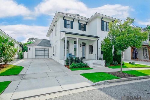 5018 Mimosa St, Baton Rouge, LA, 70808-4046 | Card Image