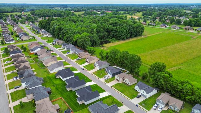 302 Fieldstone Ln, House other with 4 bedrooms, 2 bathrooms and 4 parking in Springfield TN | Image 58