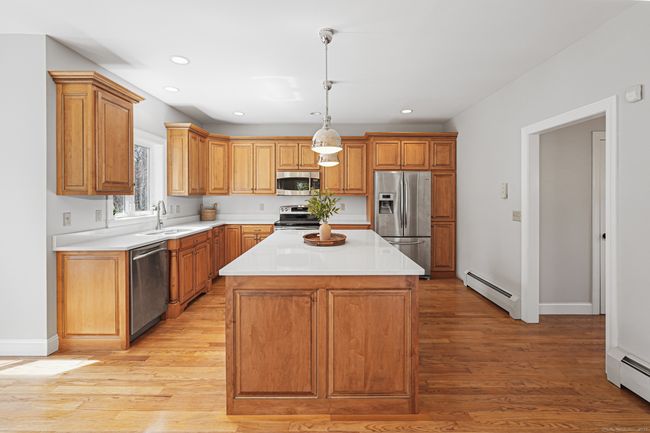 11 Anderson Rd, House other with 3 bedrooms, 3 bathrooms and 6 parking in Pomfret Center CT | Image 16