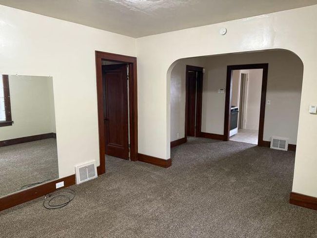 2844 Mackin Rd, House other with 2 bedrooms, 1 bathrooms and null parking in Flint MI | Image 10